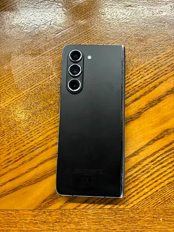 Samsung Galaxy (Fold) 5 - Black, used, good condition