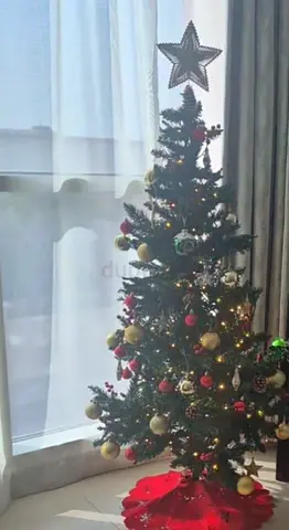 150cm Artificial Christmas Tree with Ornaments, LED plug in lights  other christmas decor incl
