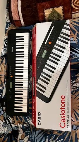 Casio Casiotone CT-S200 keyboard (URGENT SALE)