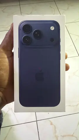 iPhone 17 Pro Deep Blue