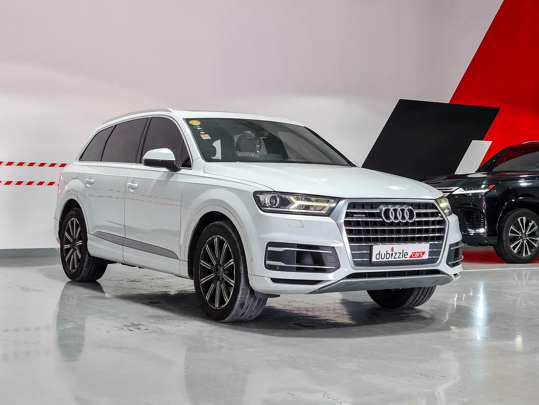Audi Q7 2017 — photo 1 of 15