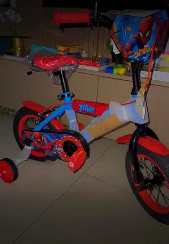 Bike spiderman for kid