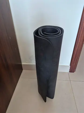 Black Thick Exercise/Yoga Mat - Good Condition