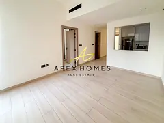 Prime Location | Balcony | Vacant