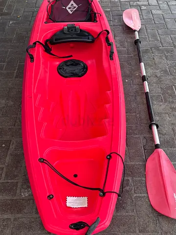 Kayak plus paddle for sale (2x)