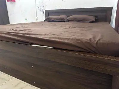 Bedframe with matters