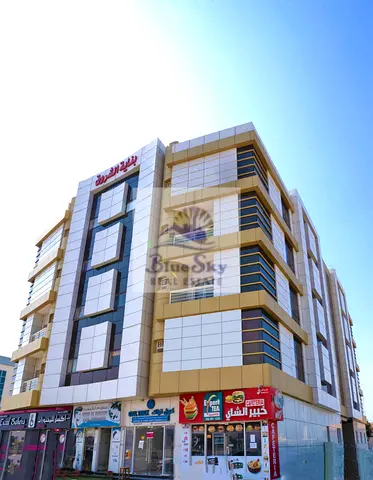 Flat 1BHK For Rent Near From Lulu Center ( Res Family Only )