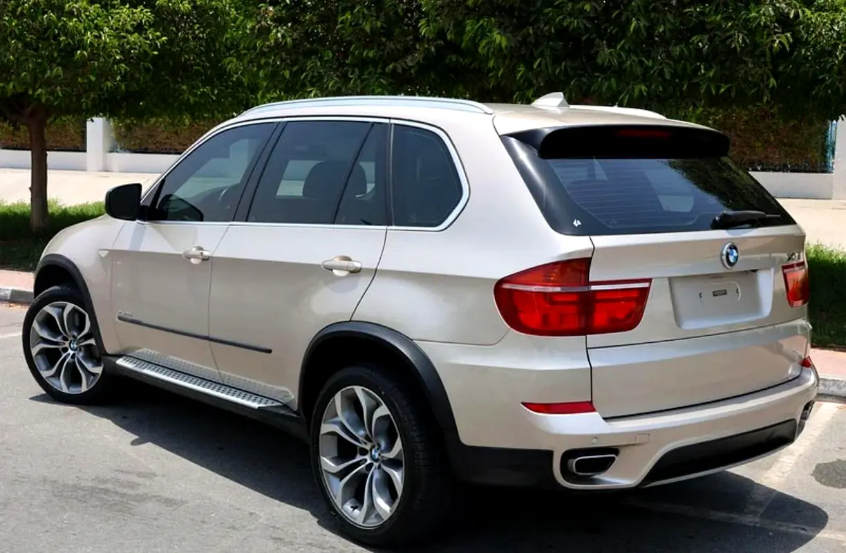 BMW X5 2014 — photo 1 of 19