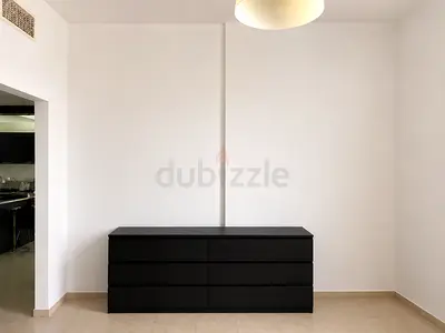 Chest of 6 drawers