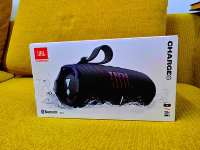 JBL Charge 6 Portable Bluetooth Speaker - Black (Like New)