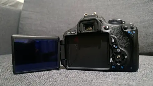 Canon EOS 600D DSLR Camera with 18-55mm IS Lens
