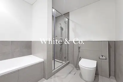 Beachfront Living | 4BR Premium | Corner