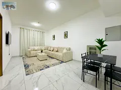 One bedroom and living room with balcony, newly furnished, with private parking, including bills and