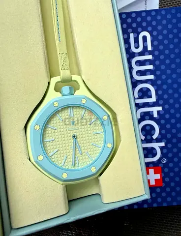 Swatch x AP Royal Pop Brand New Blau Acht
