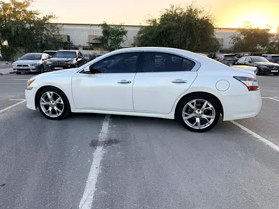 2014 Nissan MAXIMA 照片 2