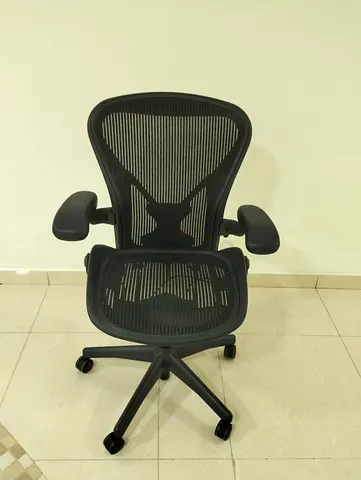 Selling for Herman Miller Areon classic chair size B size and C available