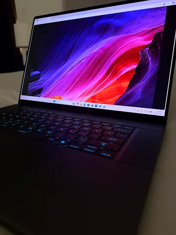 ASUS ROG Zephyrus G16 — Used Twice, Like New | RTX 5060 / Ryzen AI 7 / 32GB / 1TB OLED 240Hz
