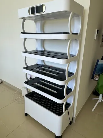 Vertical Hydroponic Tower System