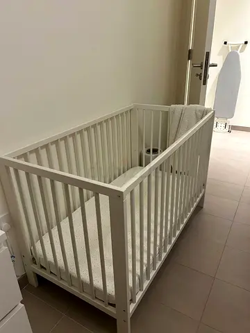 White Ikea Gulliver 60*120 Wooden Baby Crib / Cot with mattress - Good Condition