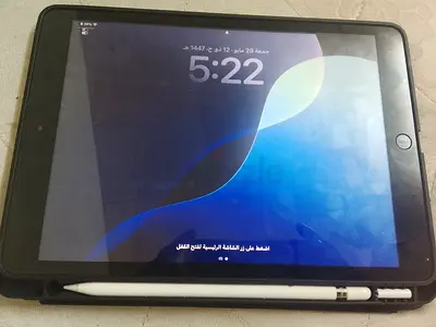 iPad (with Home button) in case + Apple Pencil