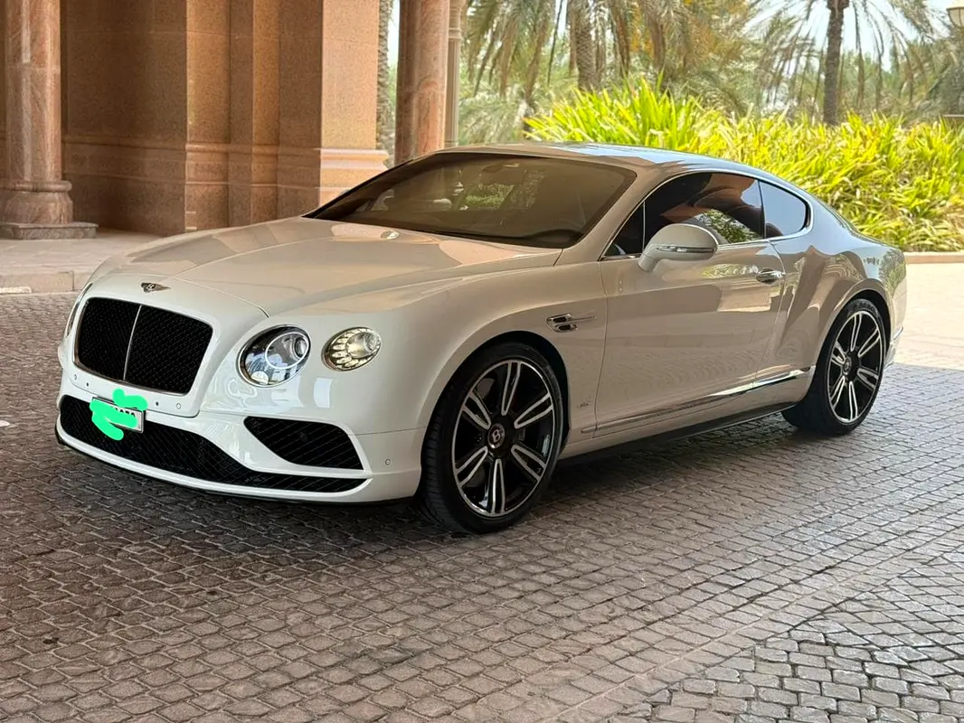 Bentley Continental 2016 — photo 1 of 14