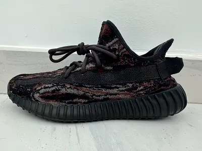 Mx Rock Sneakers - Yeezy Casual Trainers (Pre-owned)