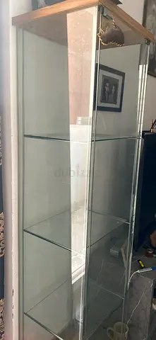 Glass Display Cabinet, Good Condition (x4) 125 each looking to sell all 4