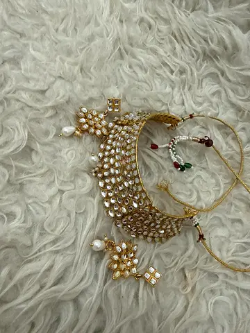 Indian Traditional Kundan Choker Necklace Set with Earrings