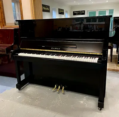 Kawai Upright Piano in Black Polished Finish - Good Condition
