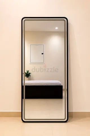 Large Full Length Mirror – Modern Frame – Excellent Condition
