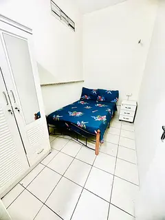 Fully Closed up Till Ceiling Partition