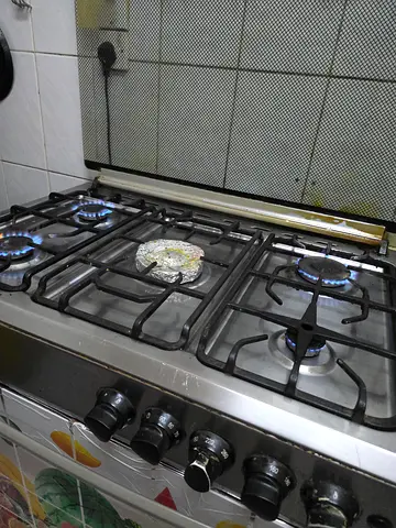 Cooking range