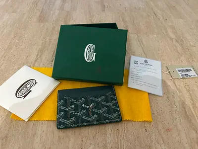 Goyard small card holder/wallet with box and tags - green