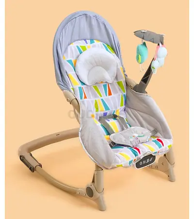 Comfortable Baby Rocker/Bouncer with Toy Bar and Recline