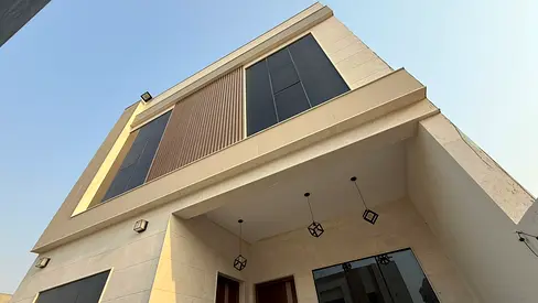 Al-Haliyo 2 - Second Occupant - 5 Master Bedrooms - Front Garden - High-Quality Personal Finishing