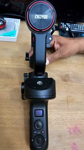 Handheld 3-Axis Gimbal Stabilizer for Mirrorless/Action Cameras