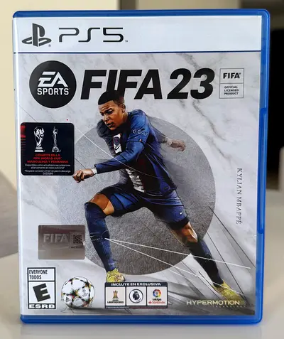 FIFA 23 (PS5) disc - excellent condition