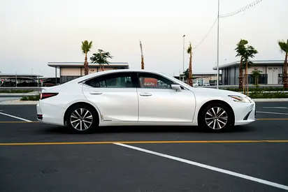 2021 Lexus ES-SERIES — фото 6