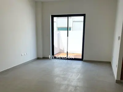 Community View | Single Row | 2BR Plus Maid