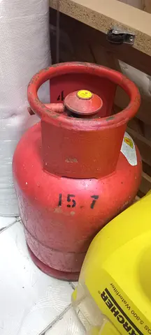 Full LPG Gas Cylinder 15kg - Good Condition