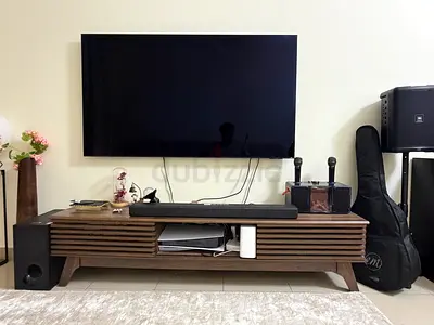 Tv stand