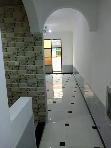 Second-hand apartment with balcony, separate kitchen, central air conditioning, free maintenance, a