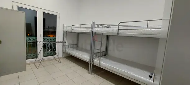 Ladies bed space in discovery gardens