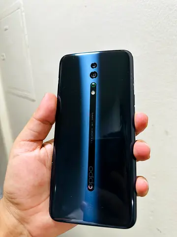 OPPO Reno Z smartphone in good working condition - 3 cameras