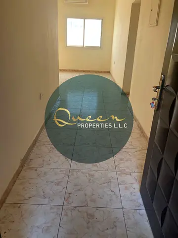 Apartments for annual rent in Al Rawda 2, prime location on Sheikh Ammar Street.
