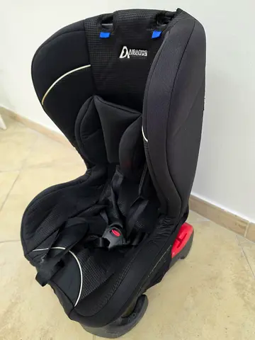 Comfortable Black Toddler Car Seat with Safety Harness