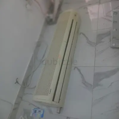 Air conditioner 3 Ton in good condition