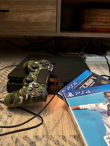 Sony PS4 SLIM 1TB FOR SALE