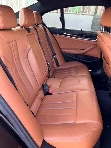 صورة مصغرة 11 لـ 2019 BMW 5-SERIES