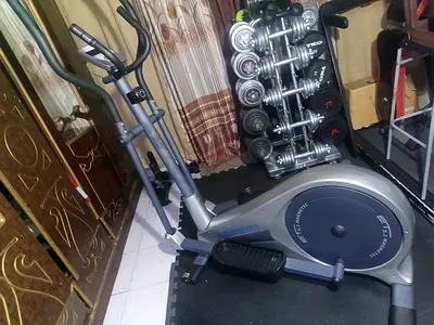 Well-maintained Elliptical Cross Trainer with Magnetic Resistance